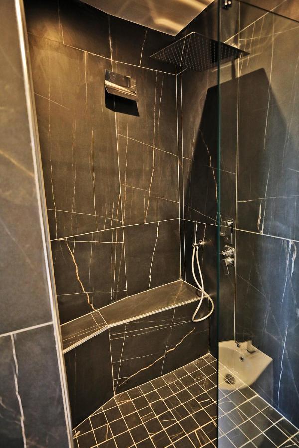 President Plaza Vip Suite Spa By Babylon Stay Neapel Exteriör bild