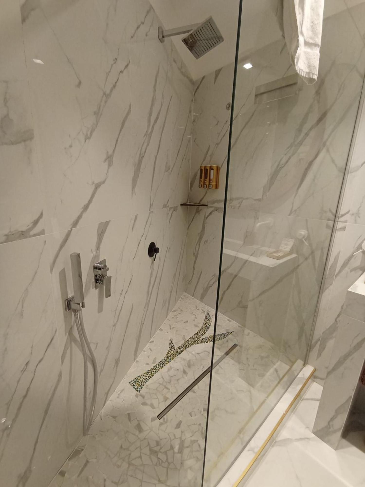 President Plaza Vip Suite Spa By Babylon Stay Neapel Exteriör bild